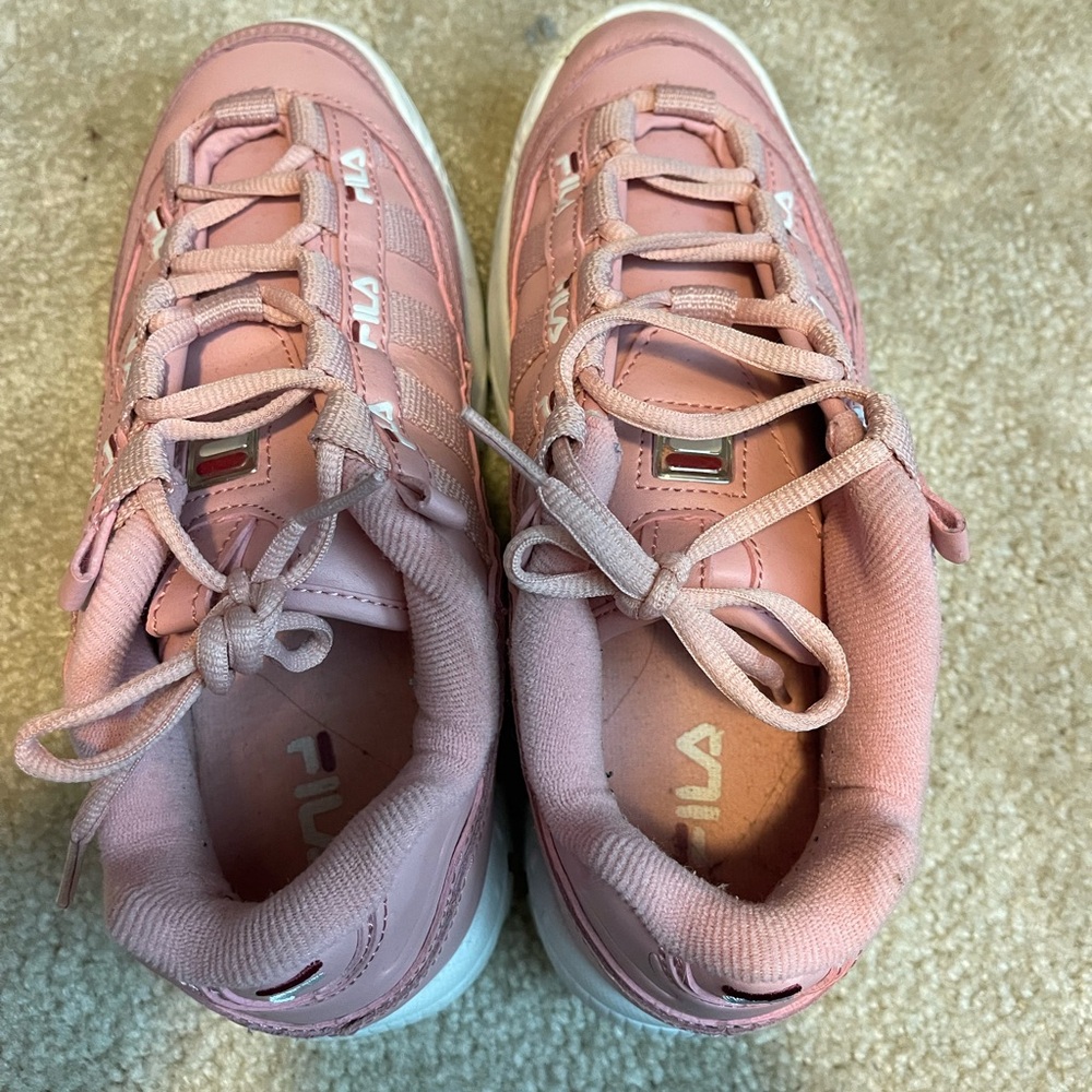 Fila women’s disrupter 2 pink size 7